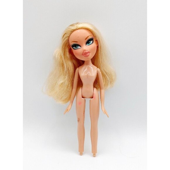MGA Bratz Treasures Collection Blonde Cloe Pirate Doll Y2K Loose Nude - Picture 1 of 5